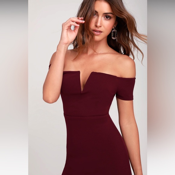 NWT LULUS Cheers to This Burgundy Off-the-Shoulder Bodycon Dress size L - Picture 4 of 5